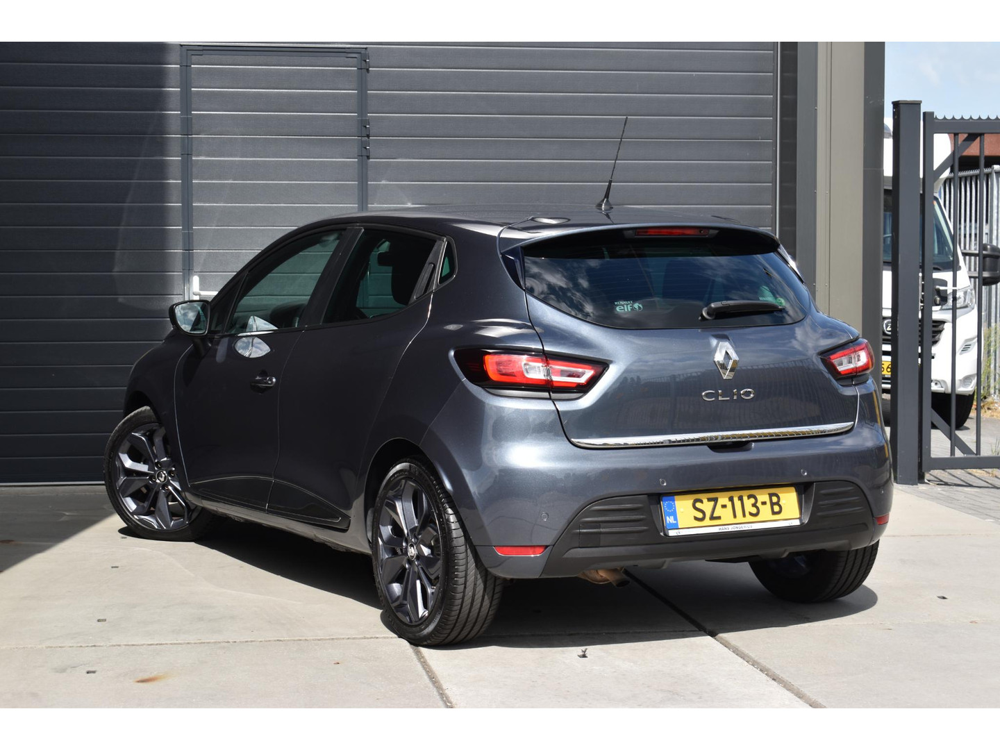 Renault Renault