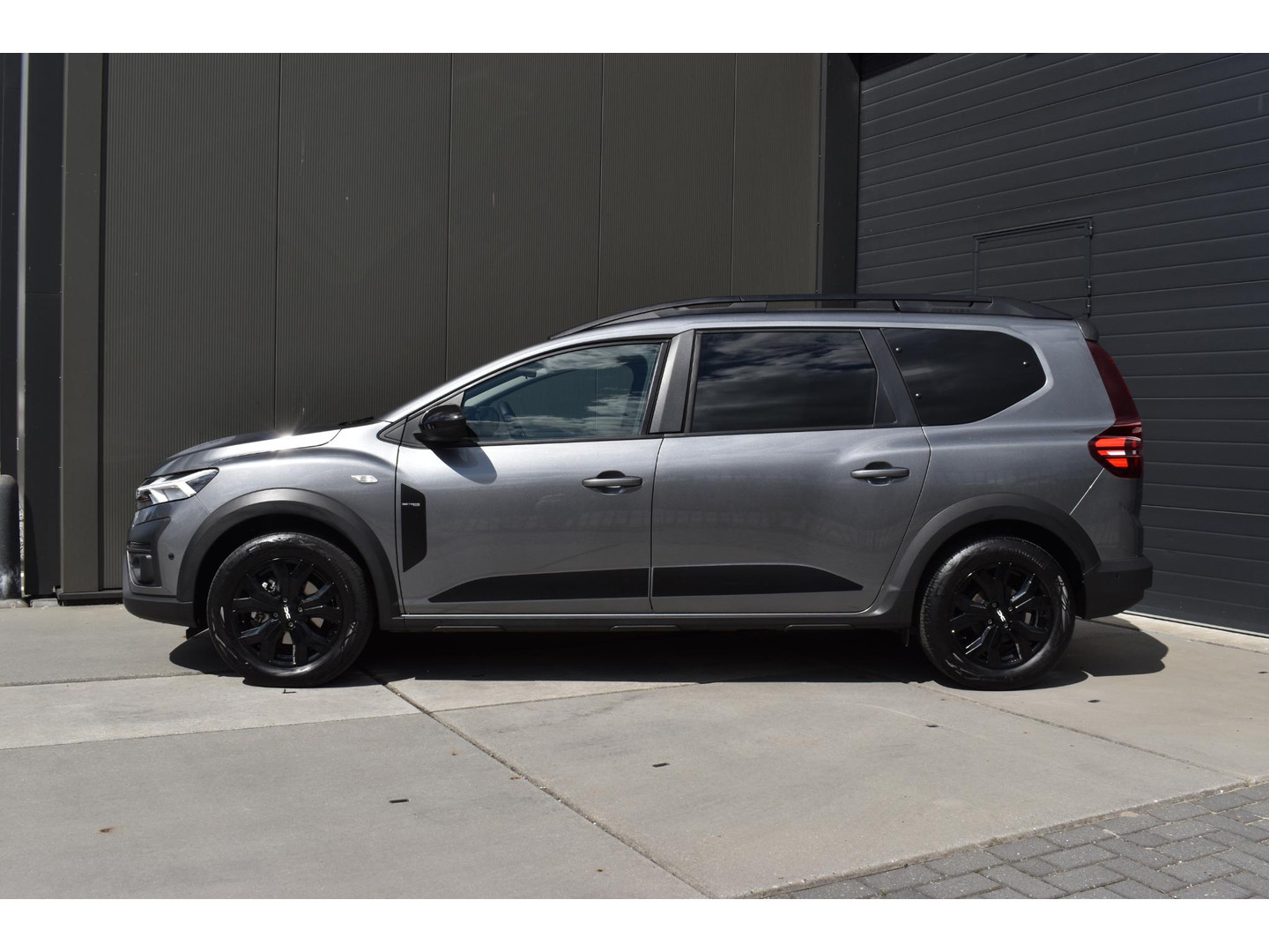 Dacia Dacia