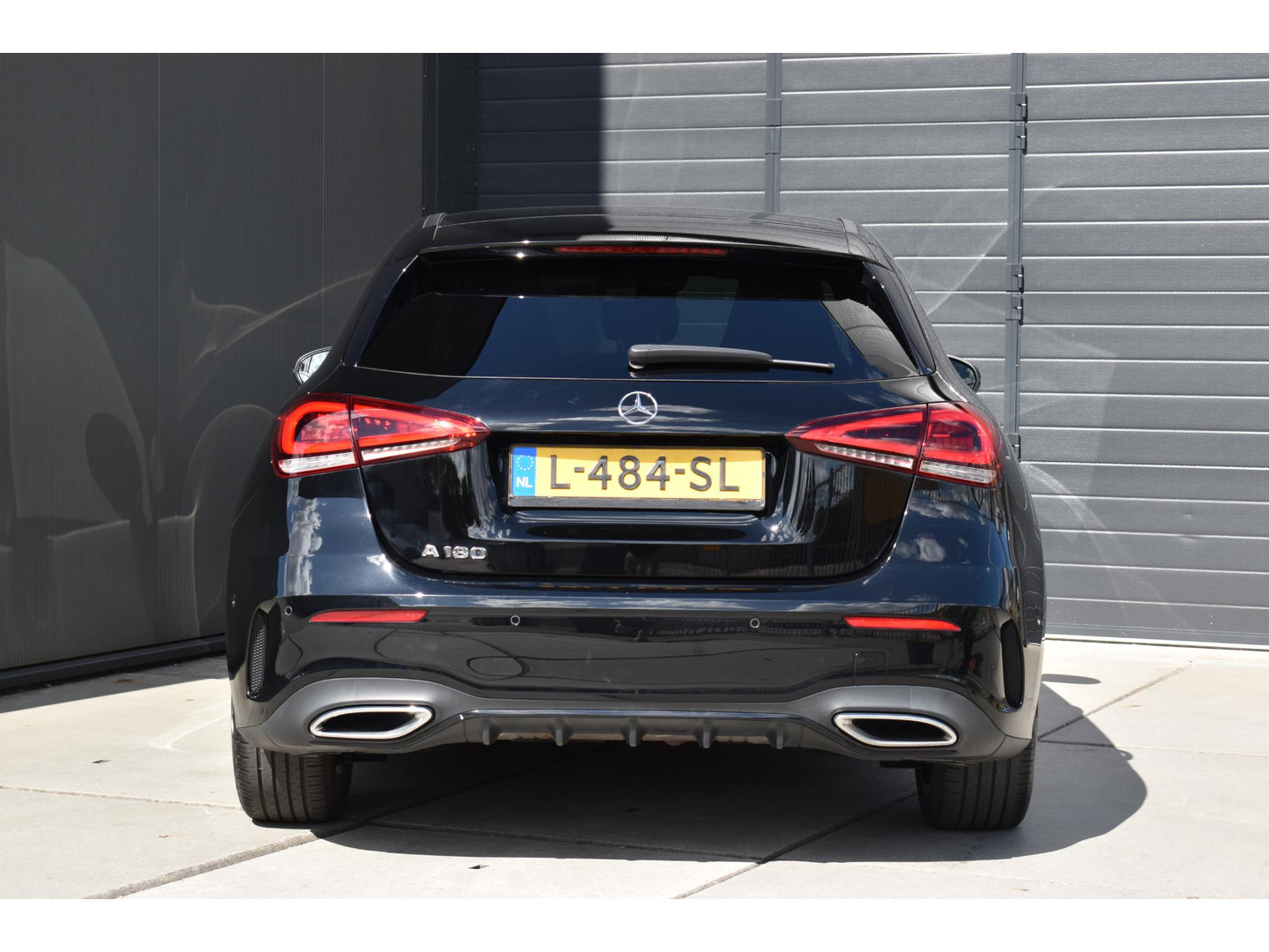 Mercedes-Benz Mercedes-Benz