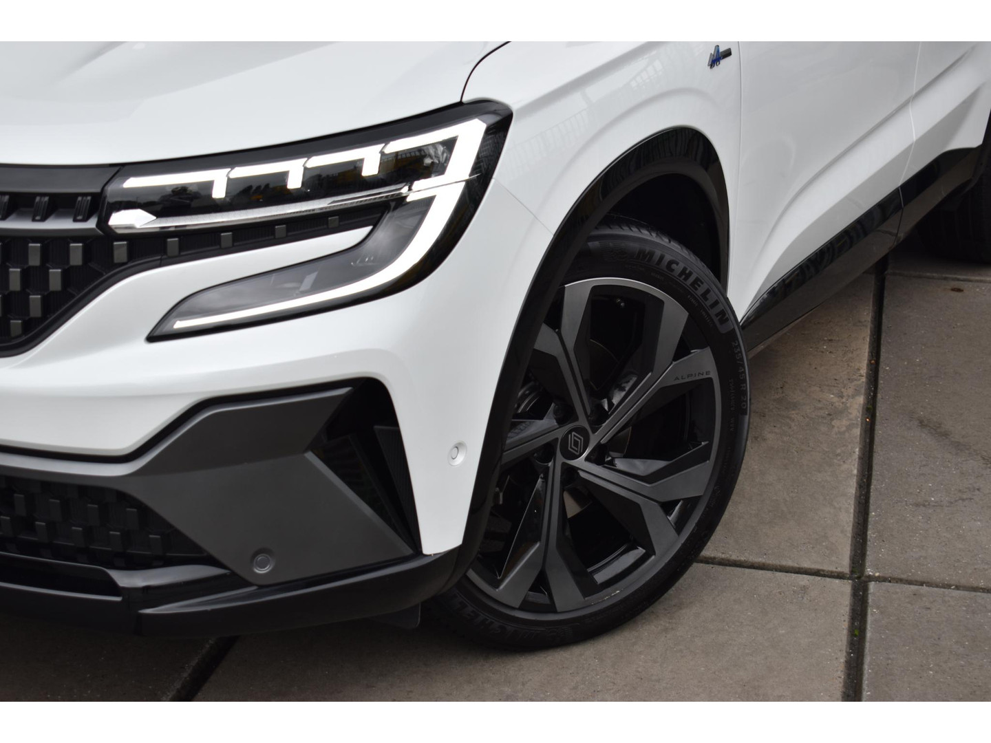 Renault Renault