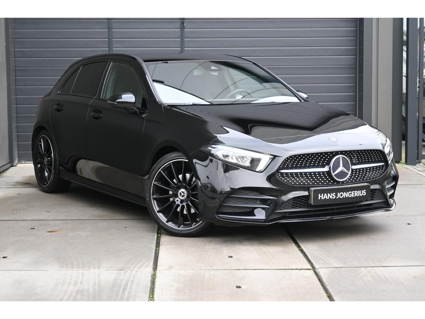 Mercedes-Benz Mercedes-Benz