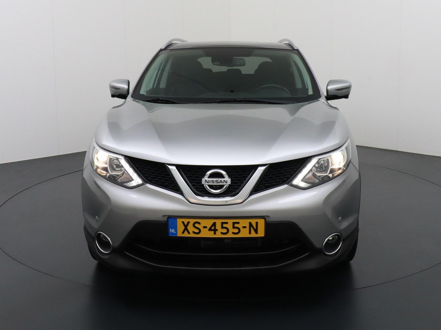 Nissan Nissan