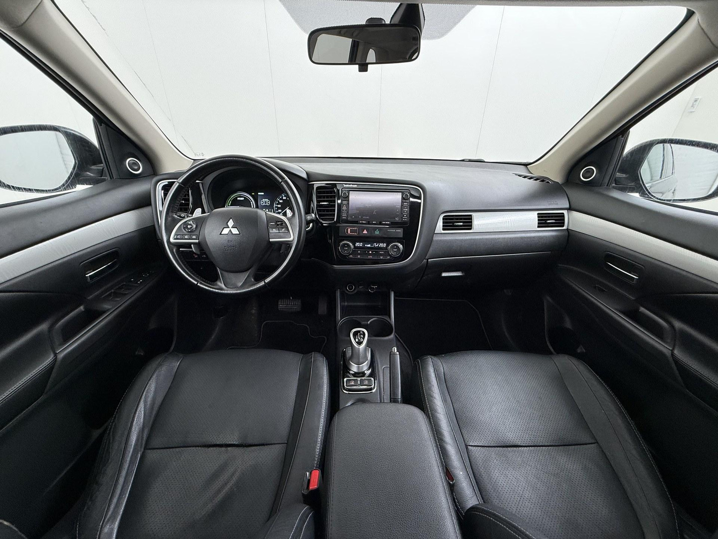 Mitsubishi Mitsubishi