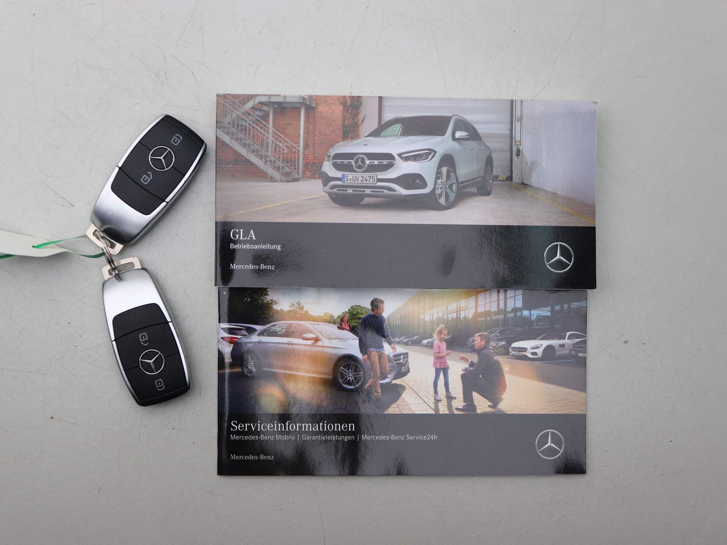 Mercedes-Benz Mercedes-Benz