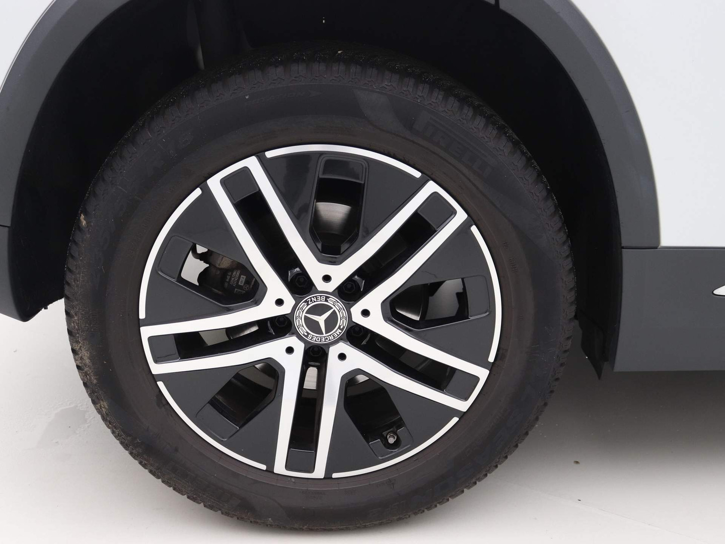 Mercedes-Benz Mercedes-Benz