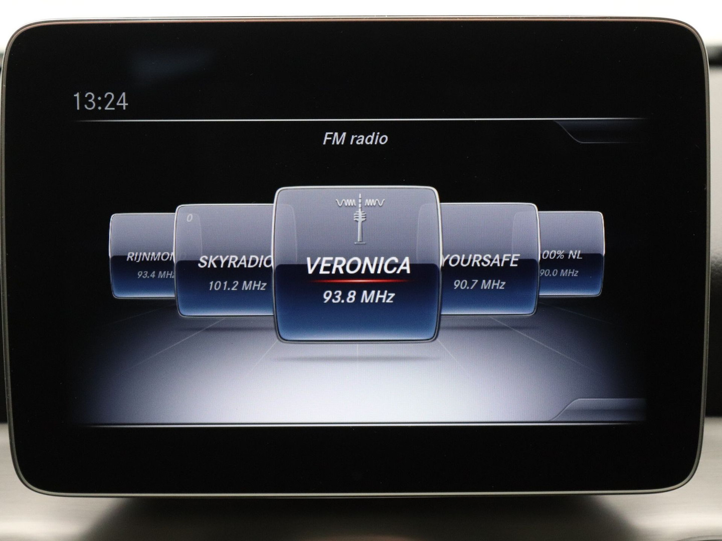 Mercedes-Benz Mercedes-Benz