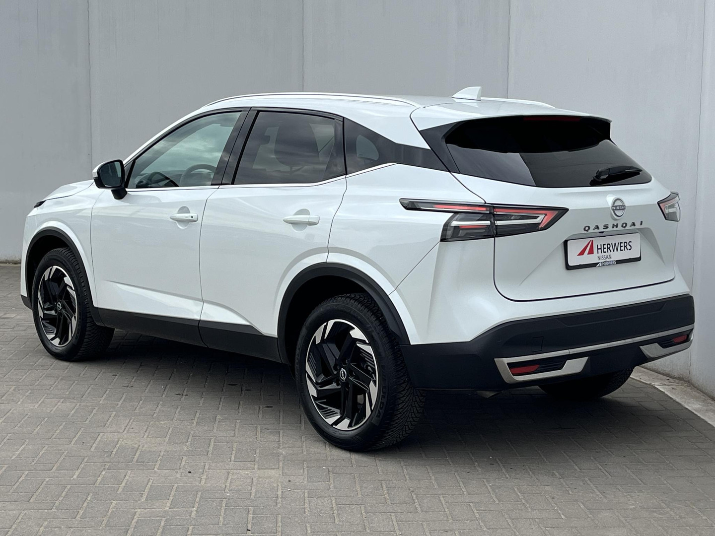 Nissan Nissan