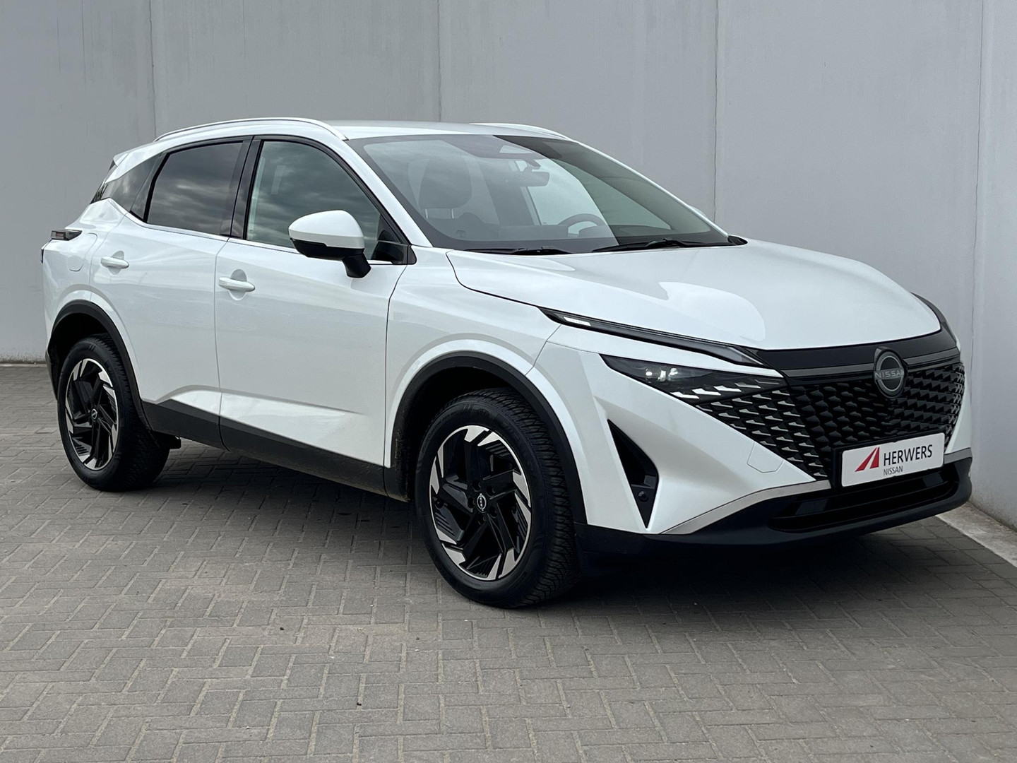 Nissan Nissan