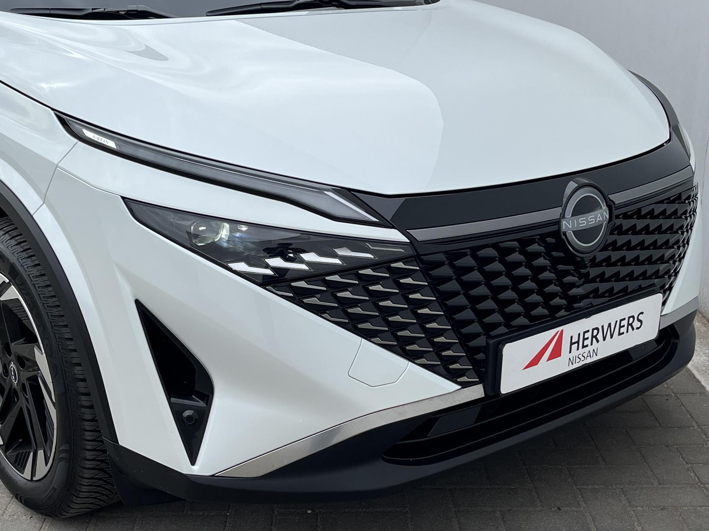 Nissan Nissan