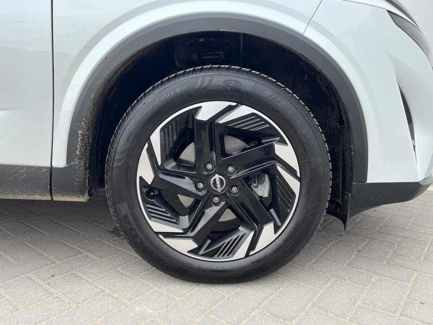 Nissan Nissan