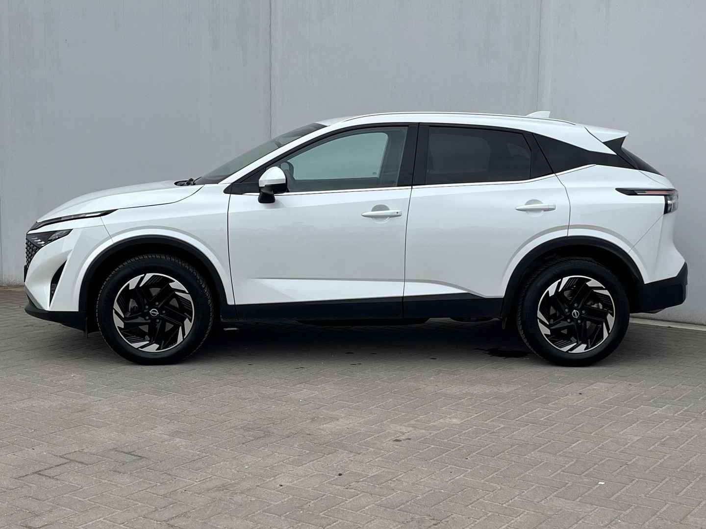 Nissan Nissan