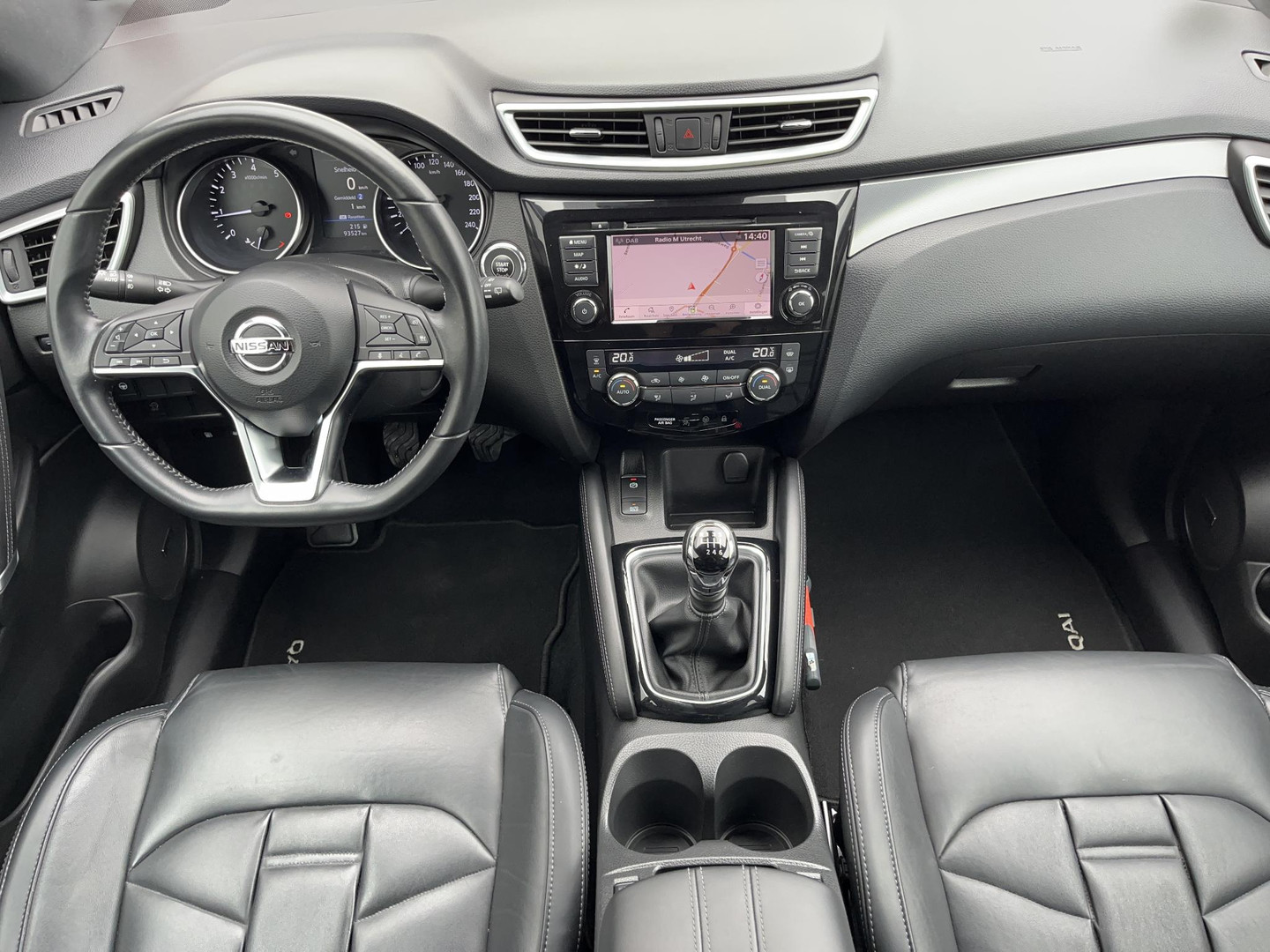 Nissan Nissan