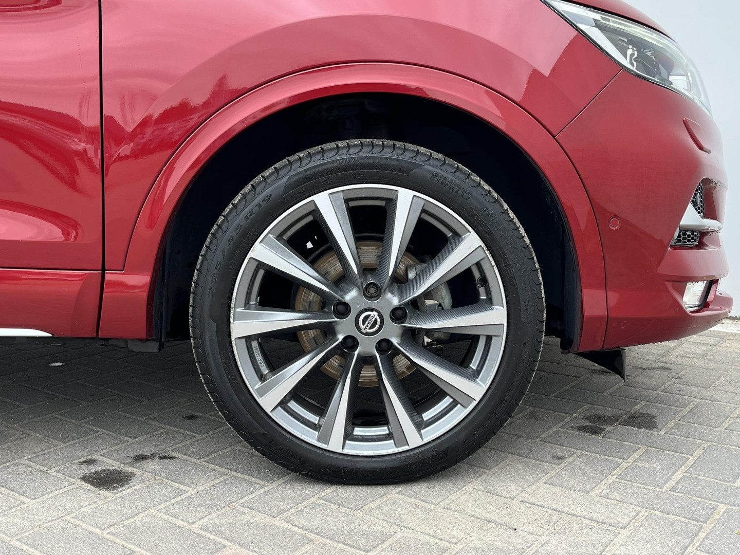 Nissan Nissan