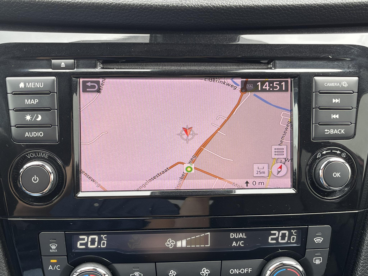 Nissan Nissan