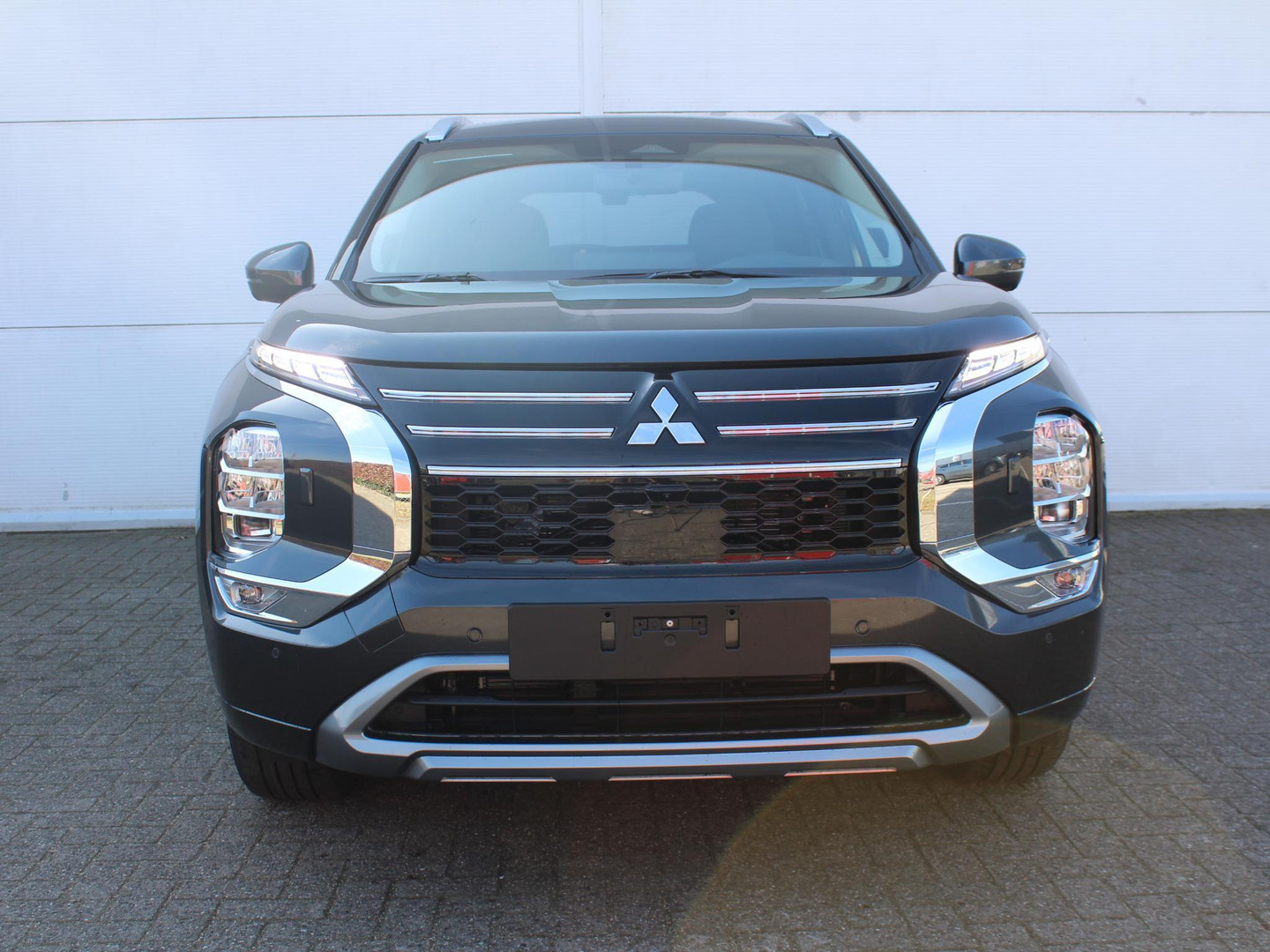 Mitsubishi Mitsubishi
