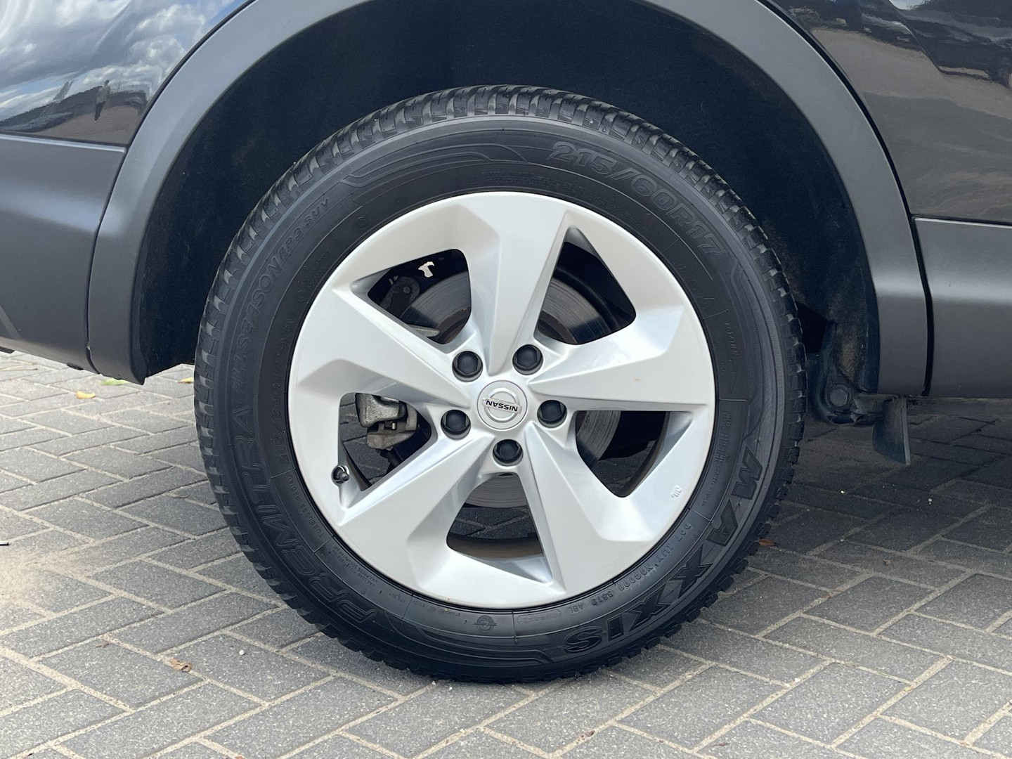 Nissan Nissan