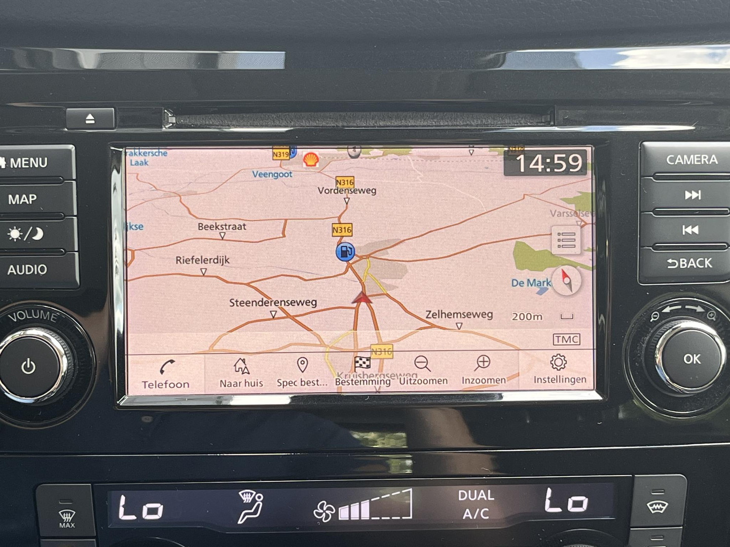 Nissan Nissan