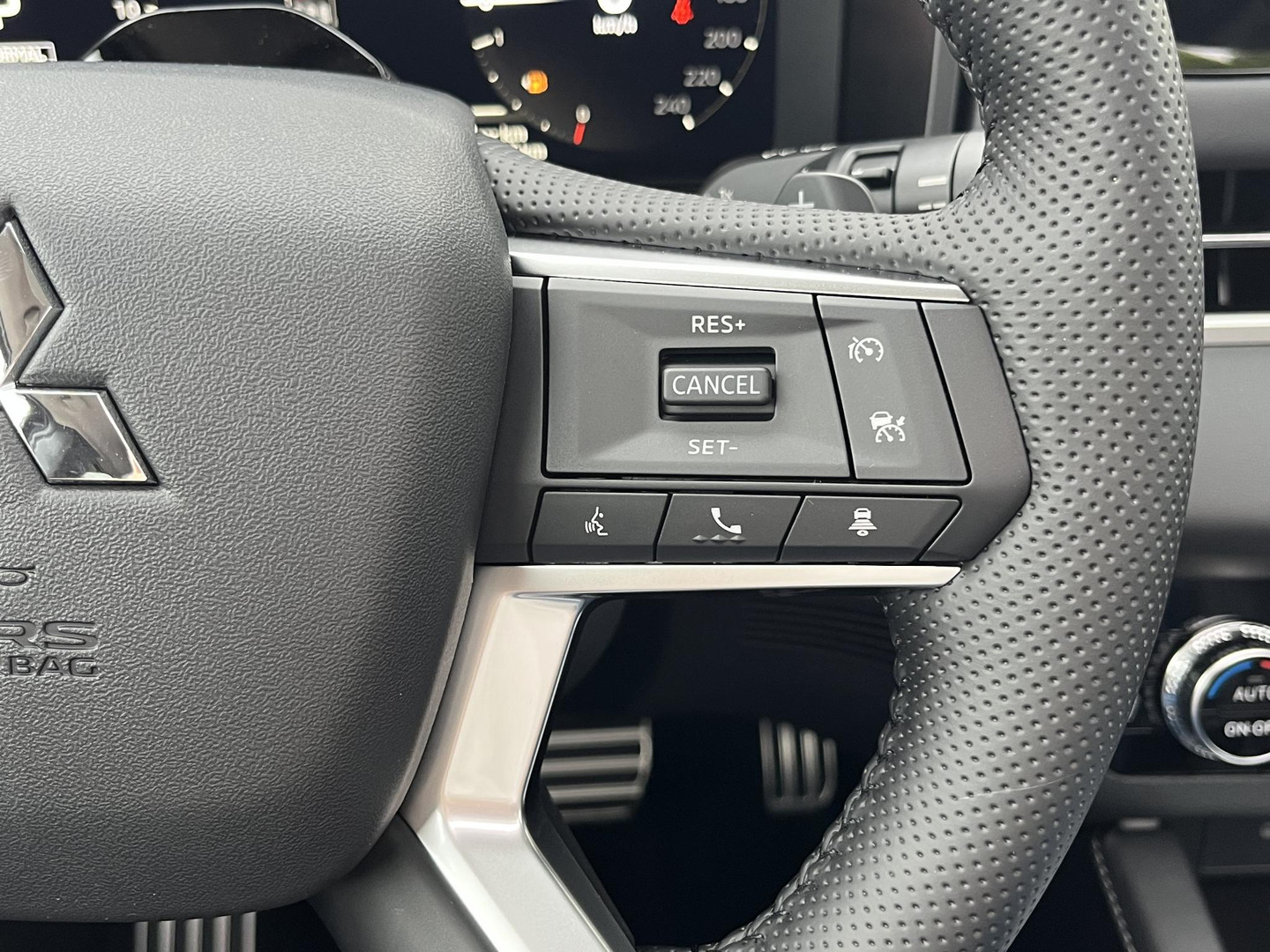 Mitsubishi Mitsubishi