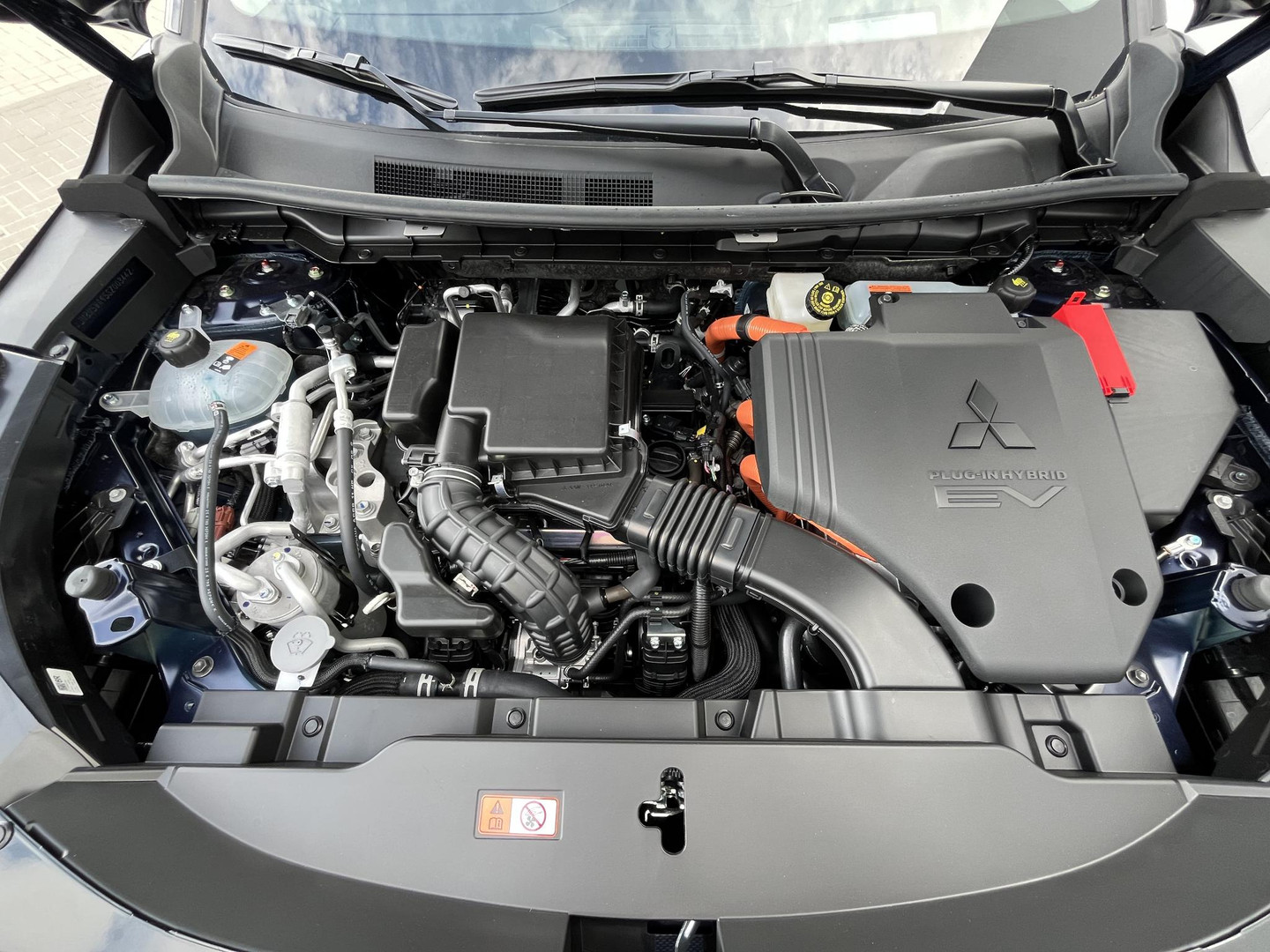 Mitsubishi Mitsubishi