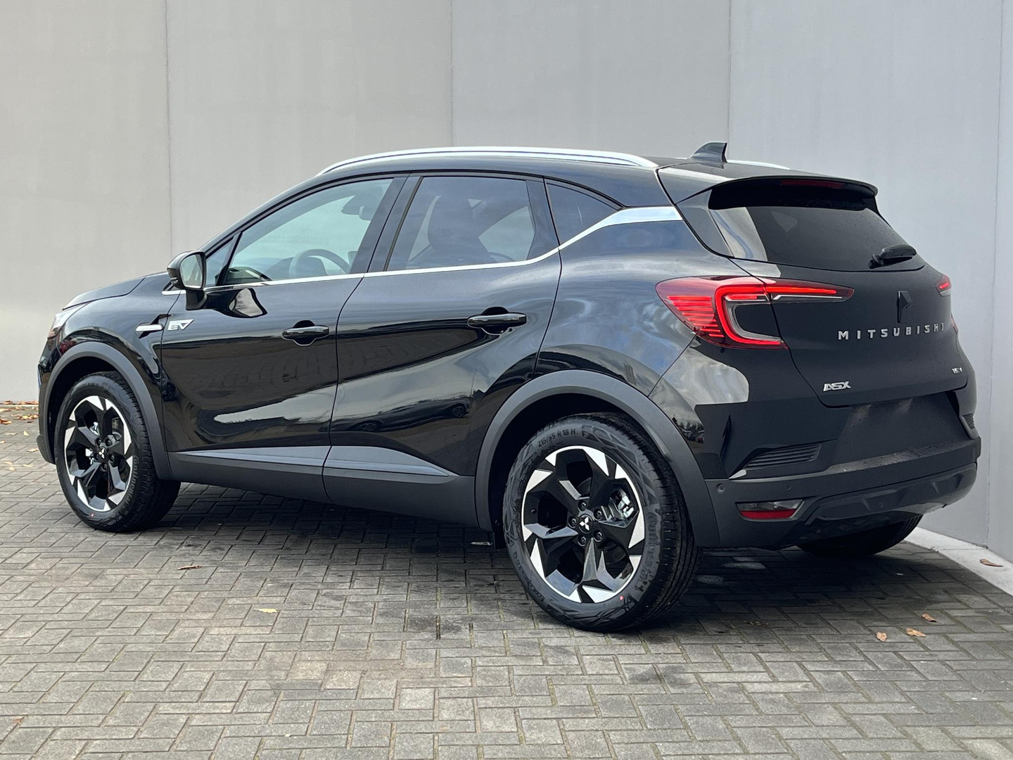 Mitsubishi Mitsubishi