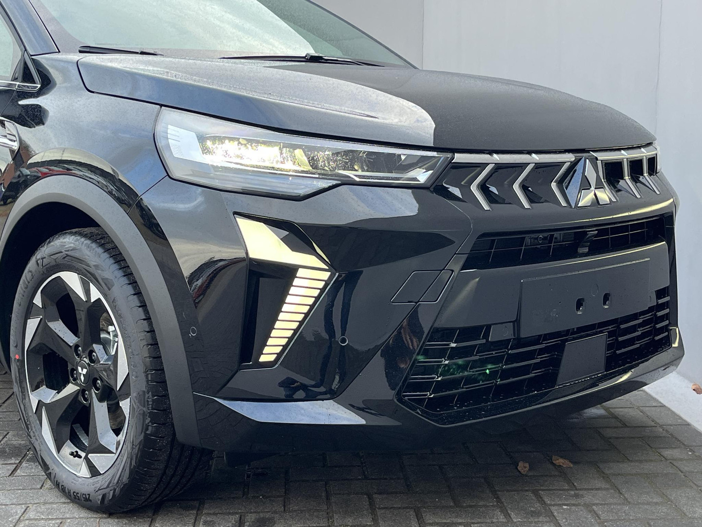 Mitsubishi Mitsubishi