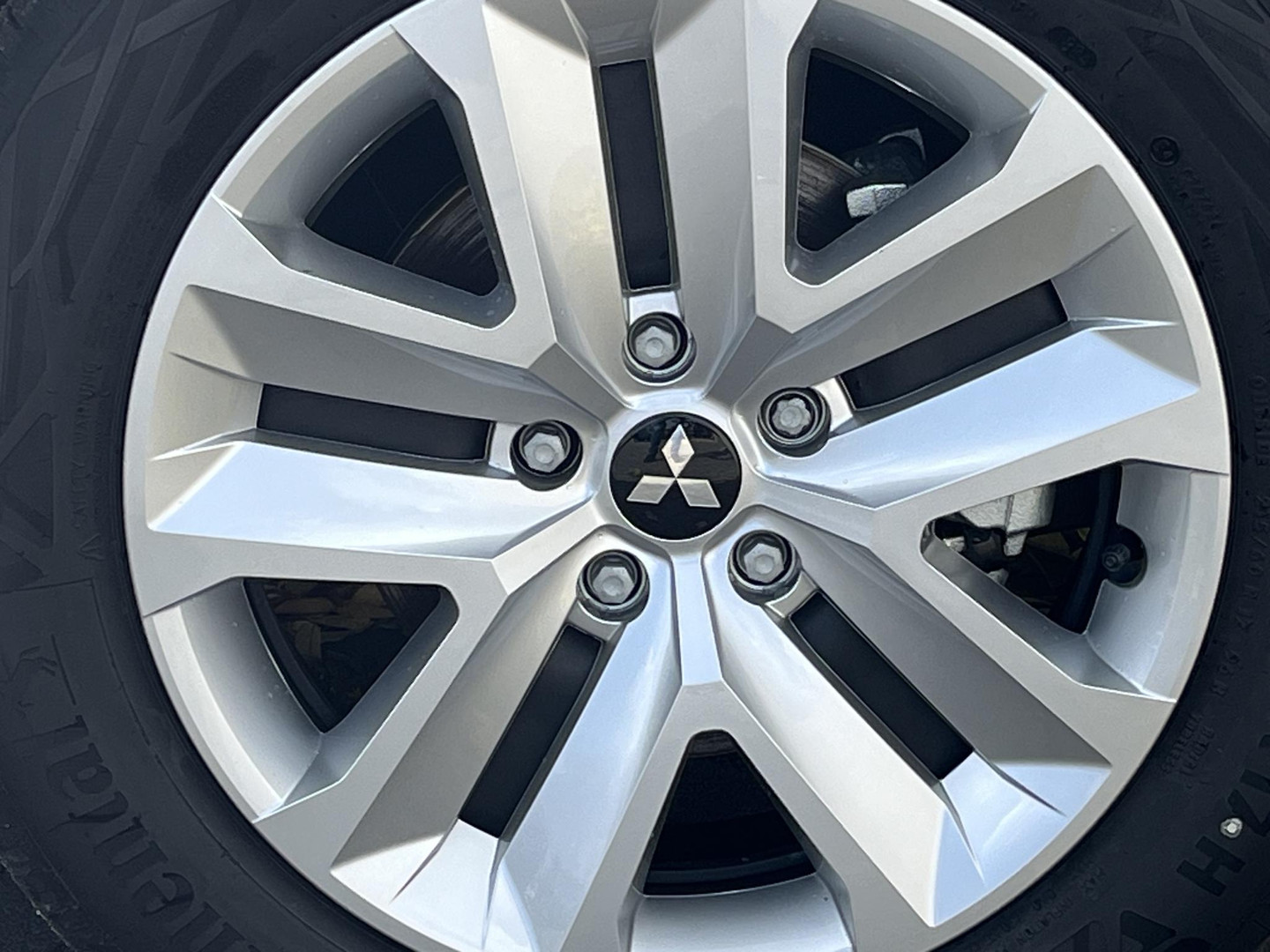 Mitsubishi Mitsubishi