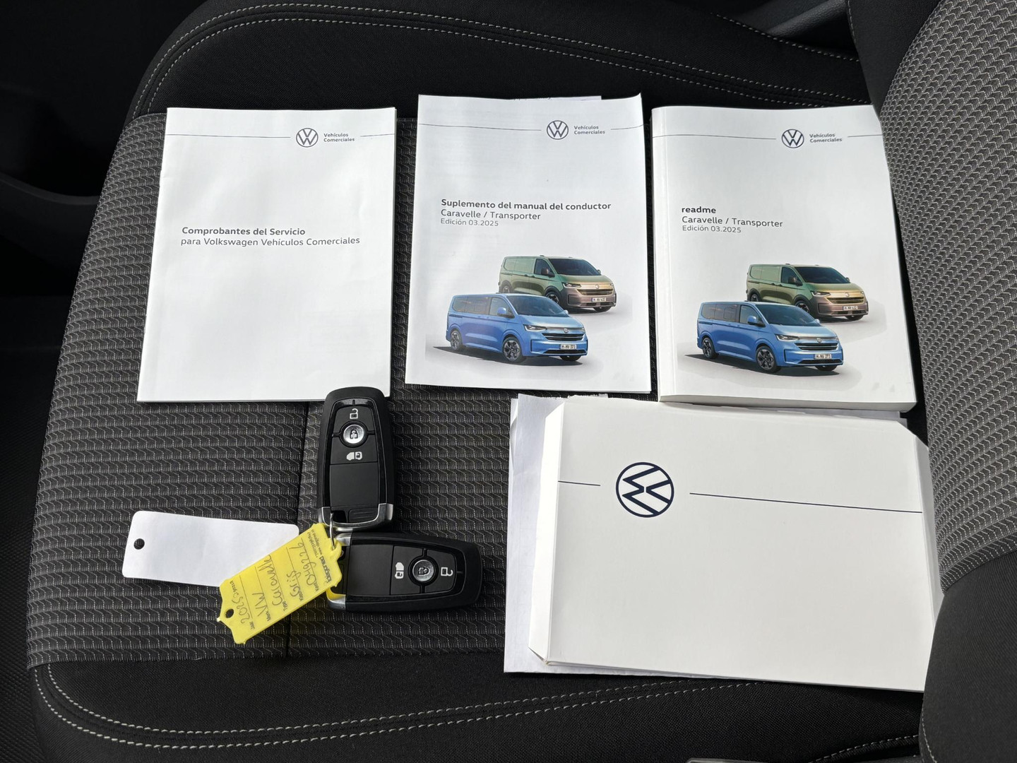 Volkswagen E-Transporter Caravelle