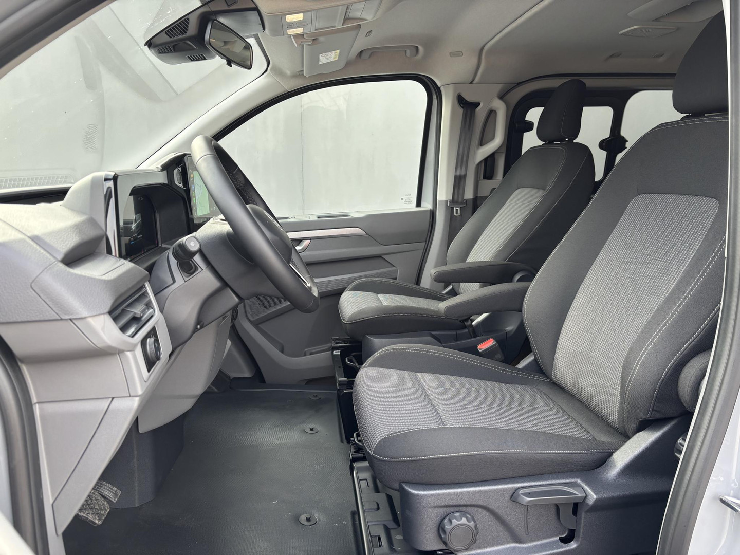 Volkswagen E-Transporter Caravelle