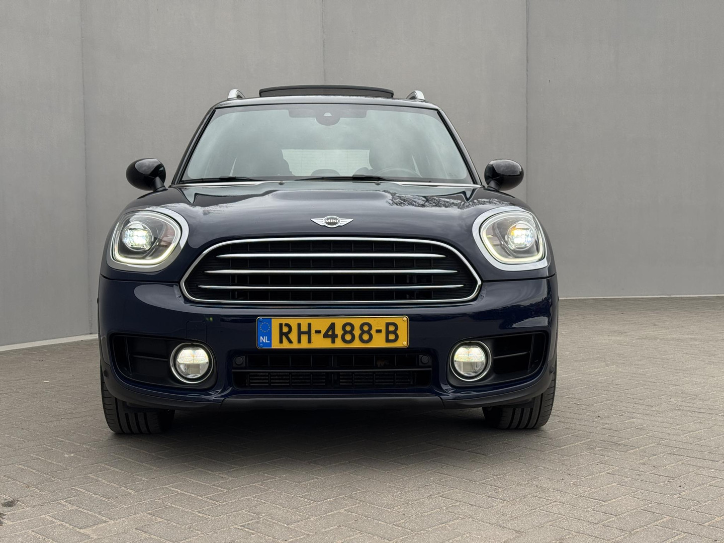 MINI