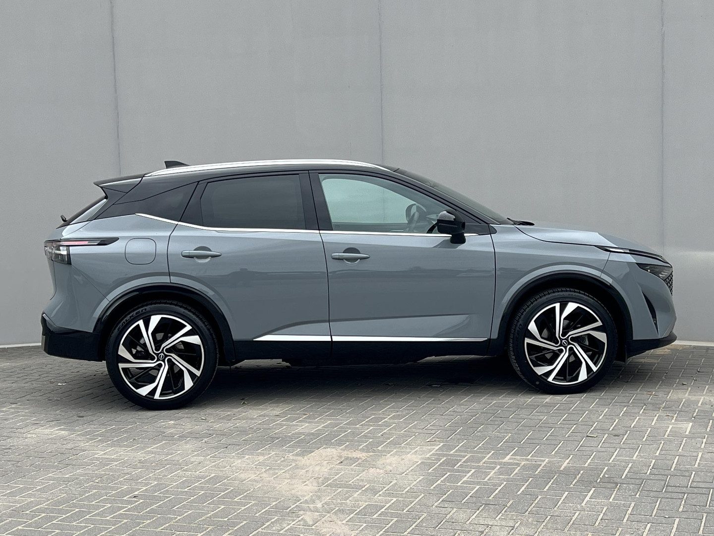Nissan Nissan