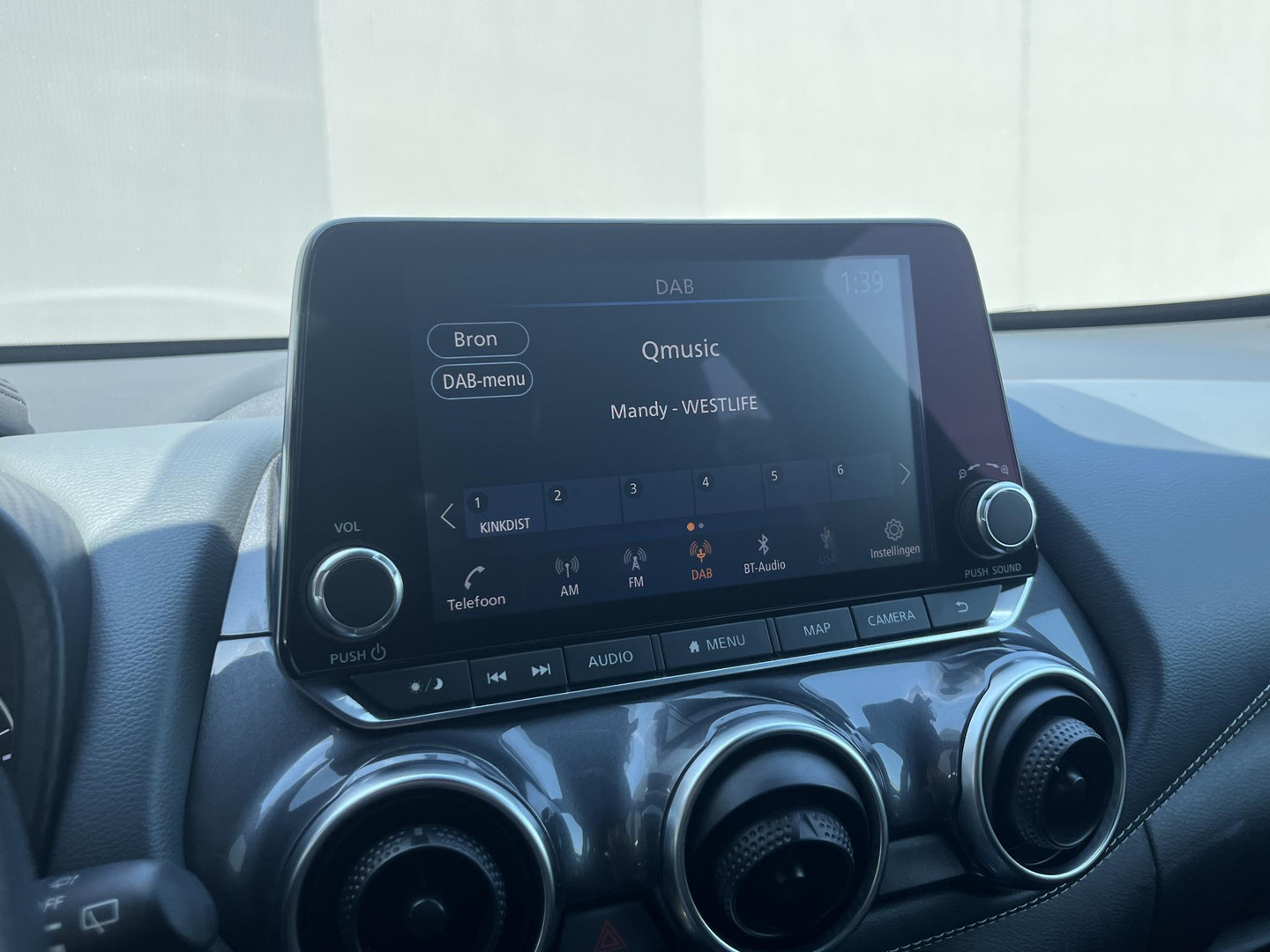 Nissan Nissan