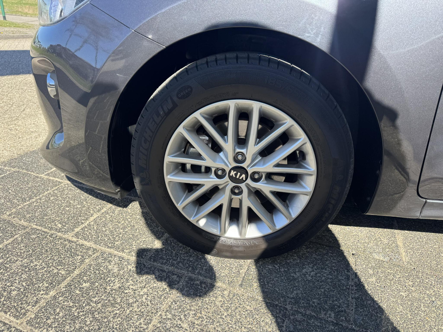 Kia Kia