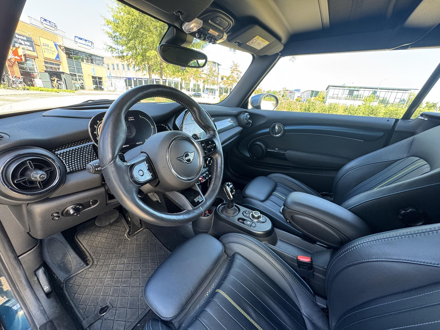 MINI MINI