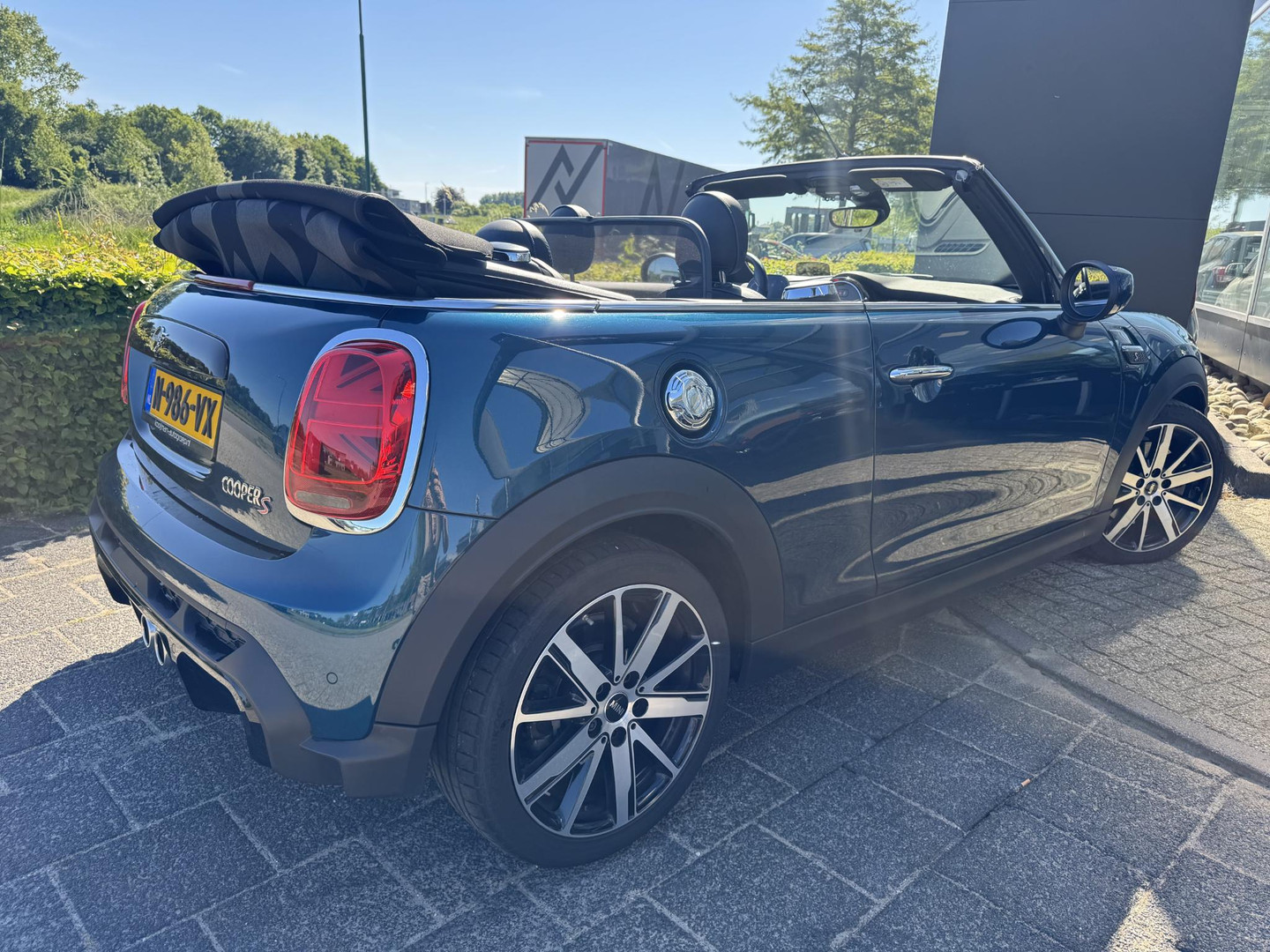 MINI MINI