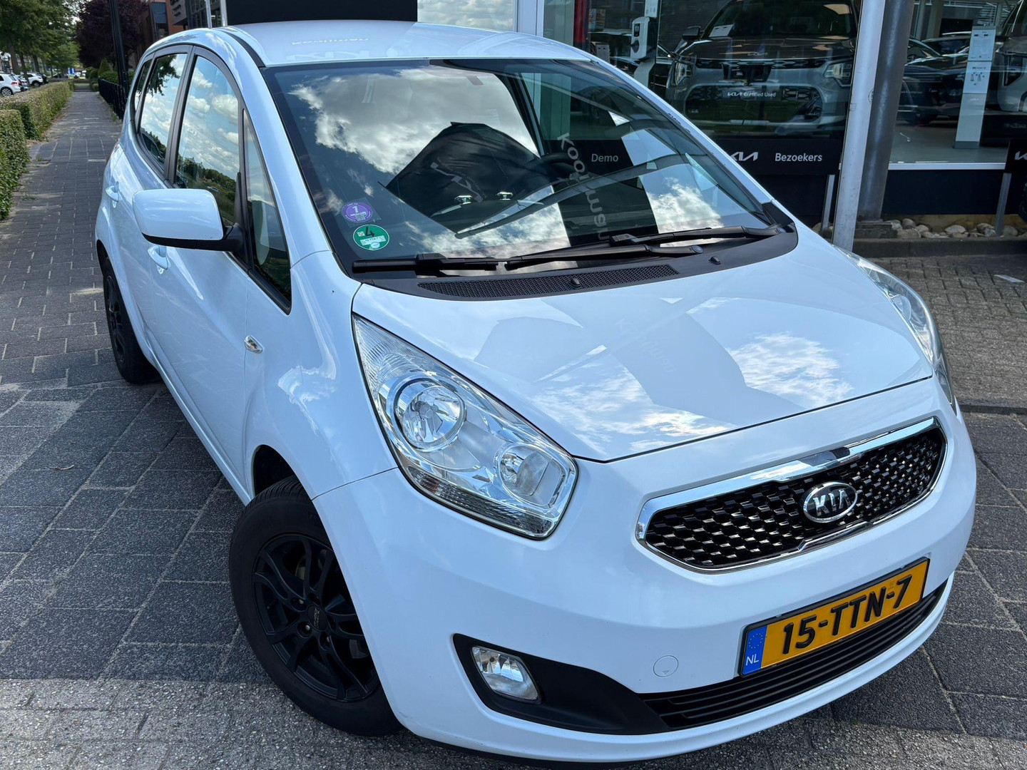 Kia Kia