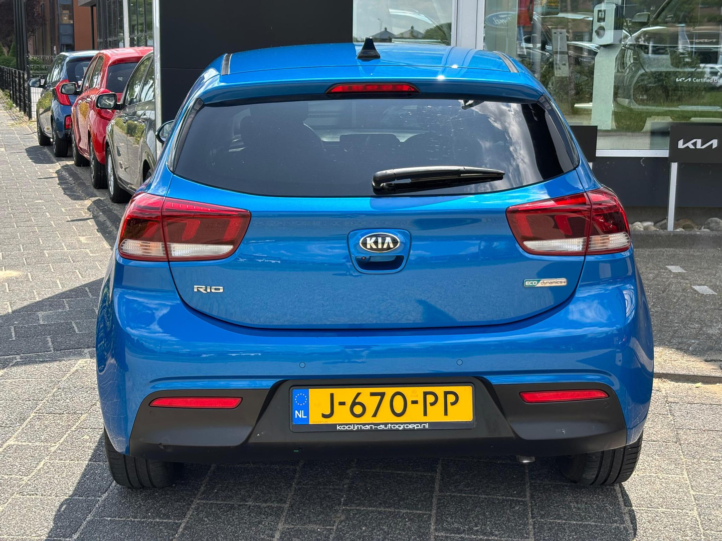 Kia