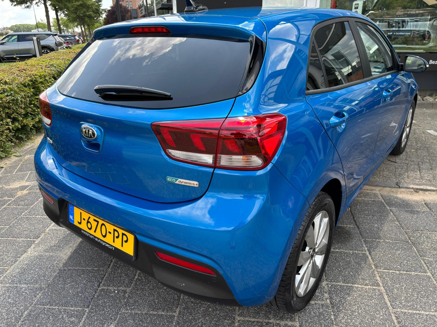 Kia