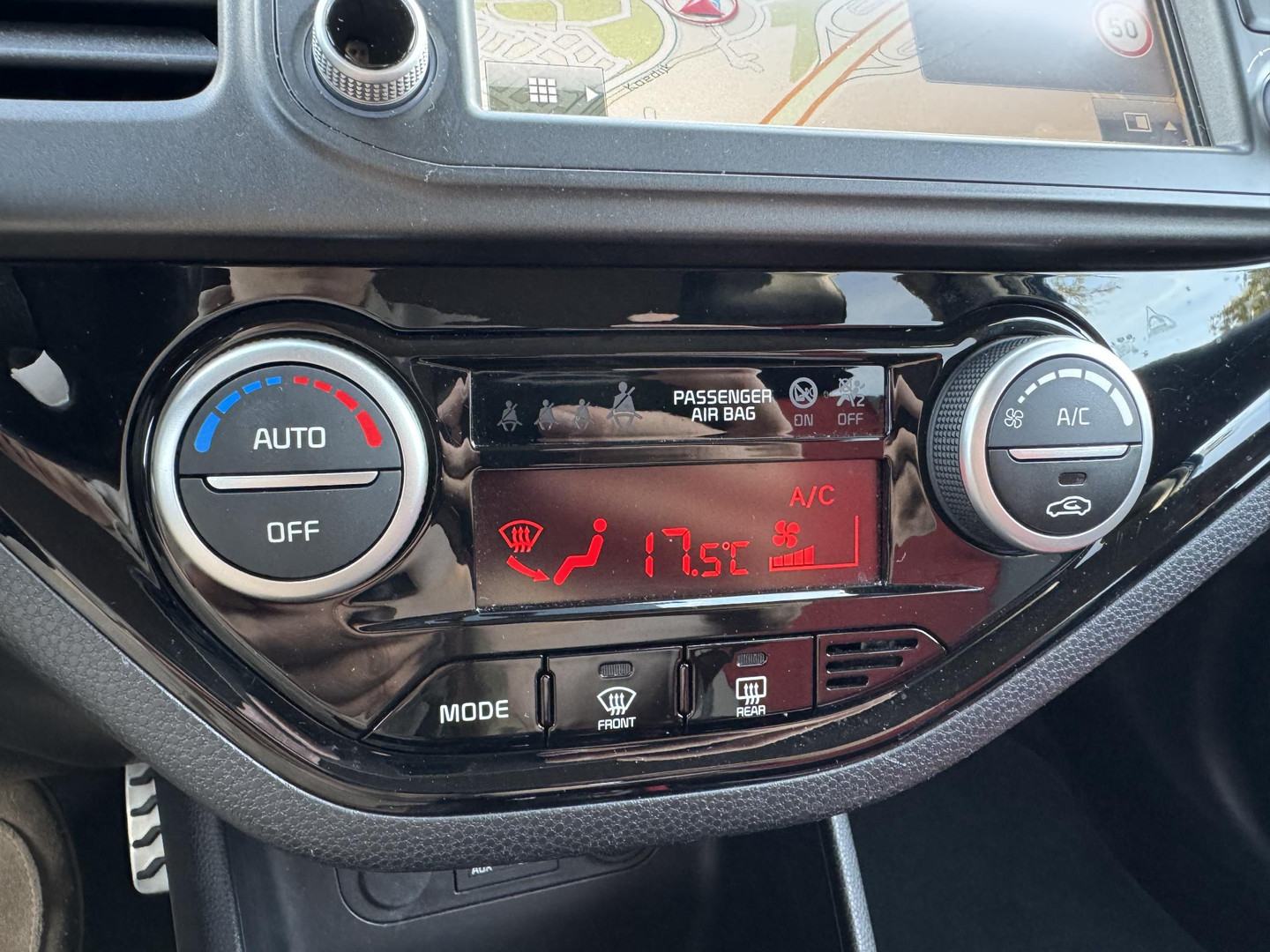 Kia Kia