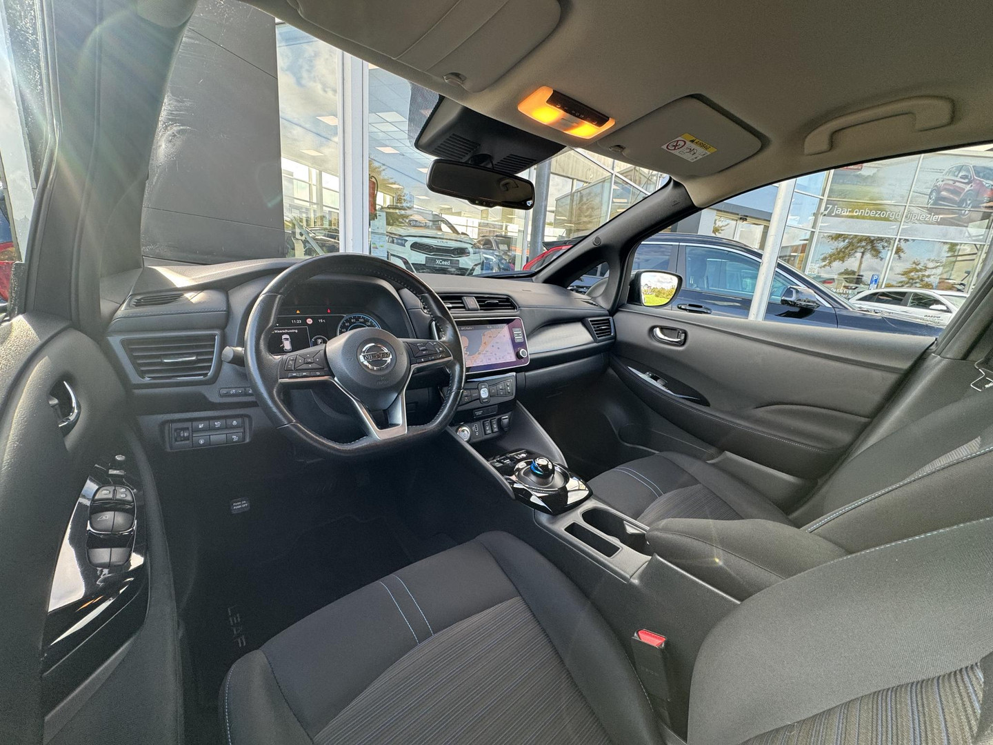 Nissan Nissan
