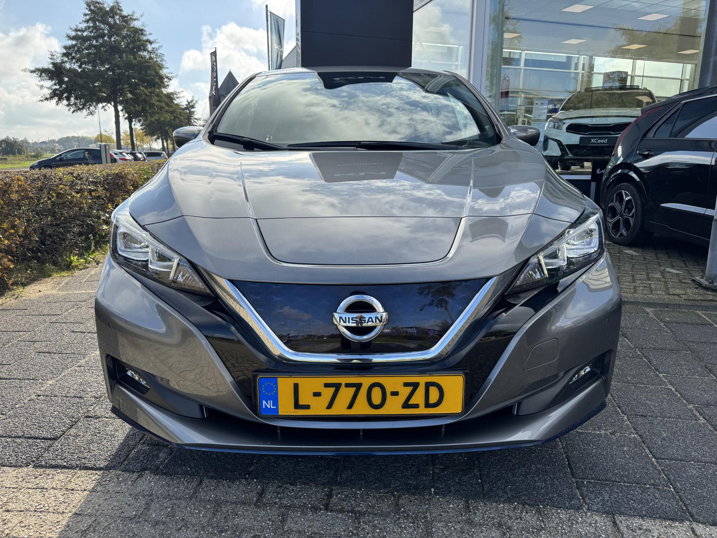 Nissan Nissan