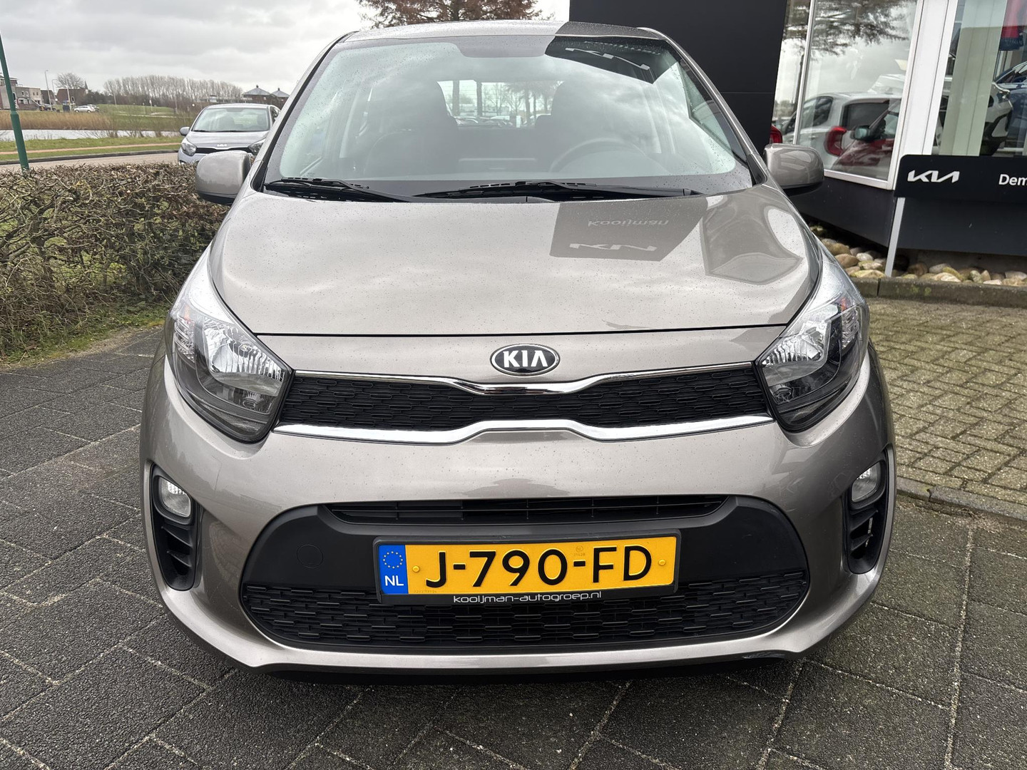 Kia