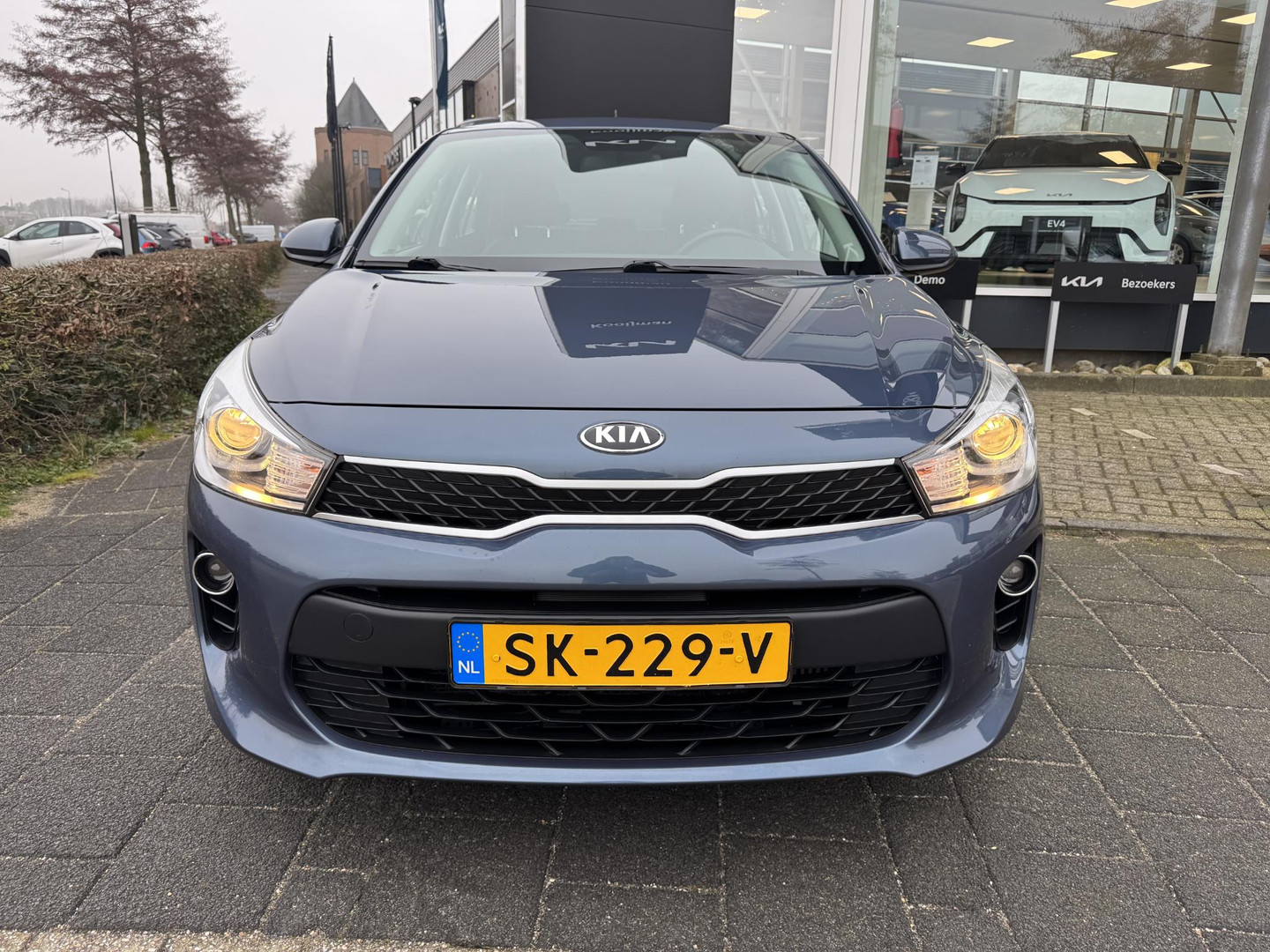 Kia