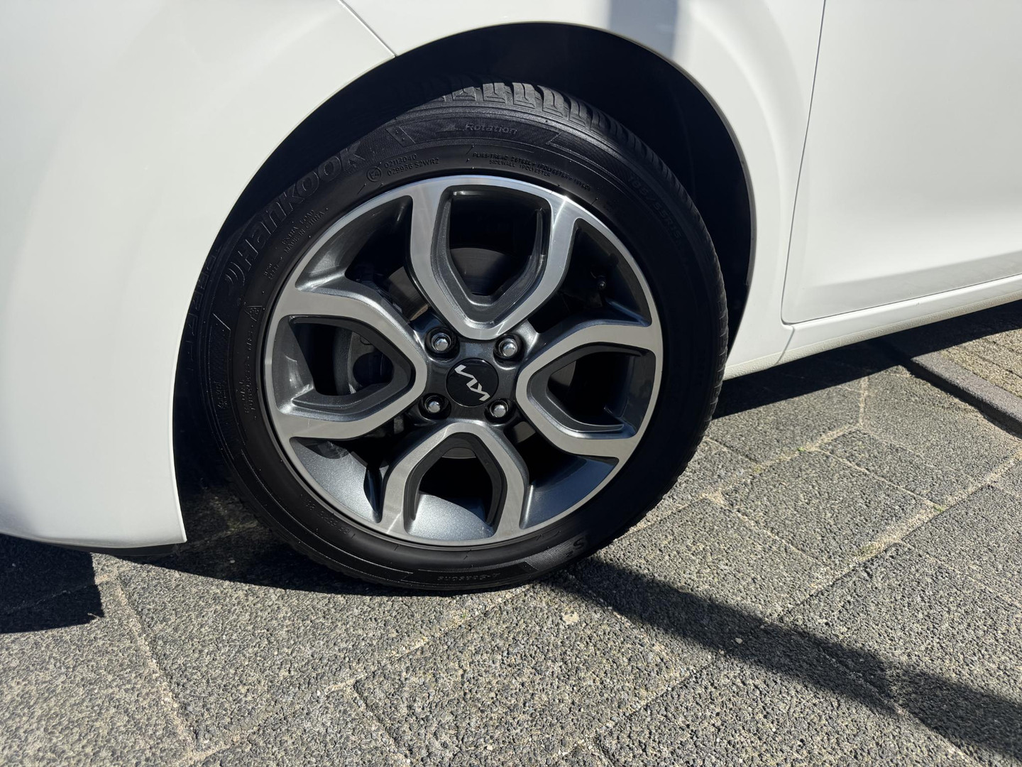Kia