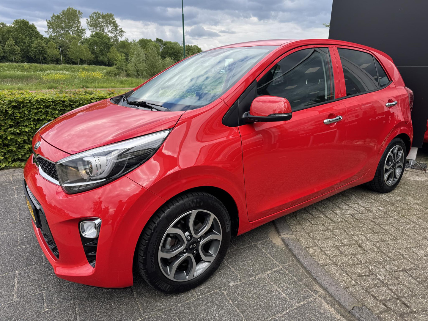 Kia