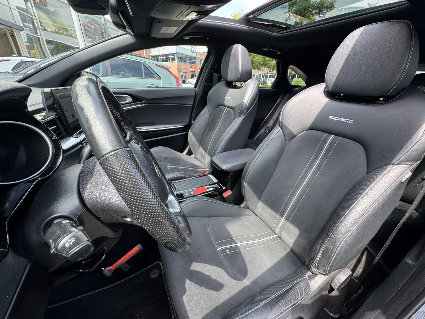 Kia Proceed