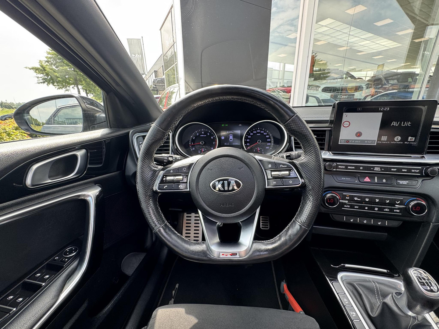 Kia Proceed