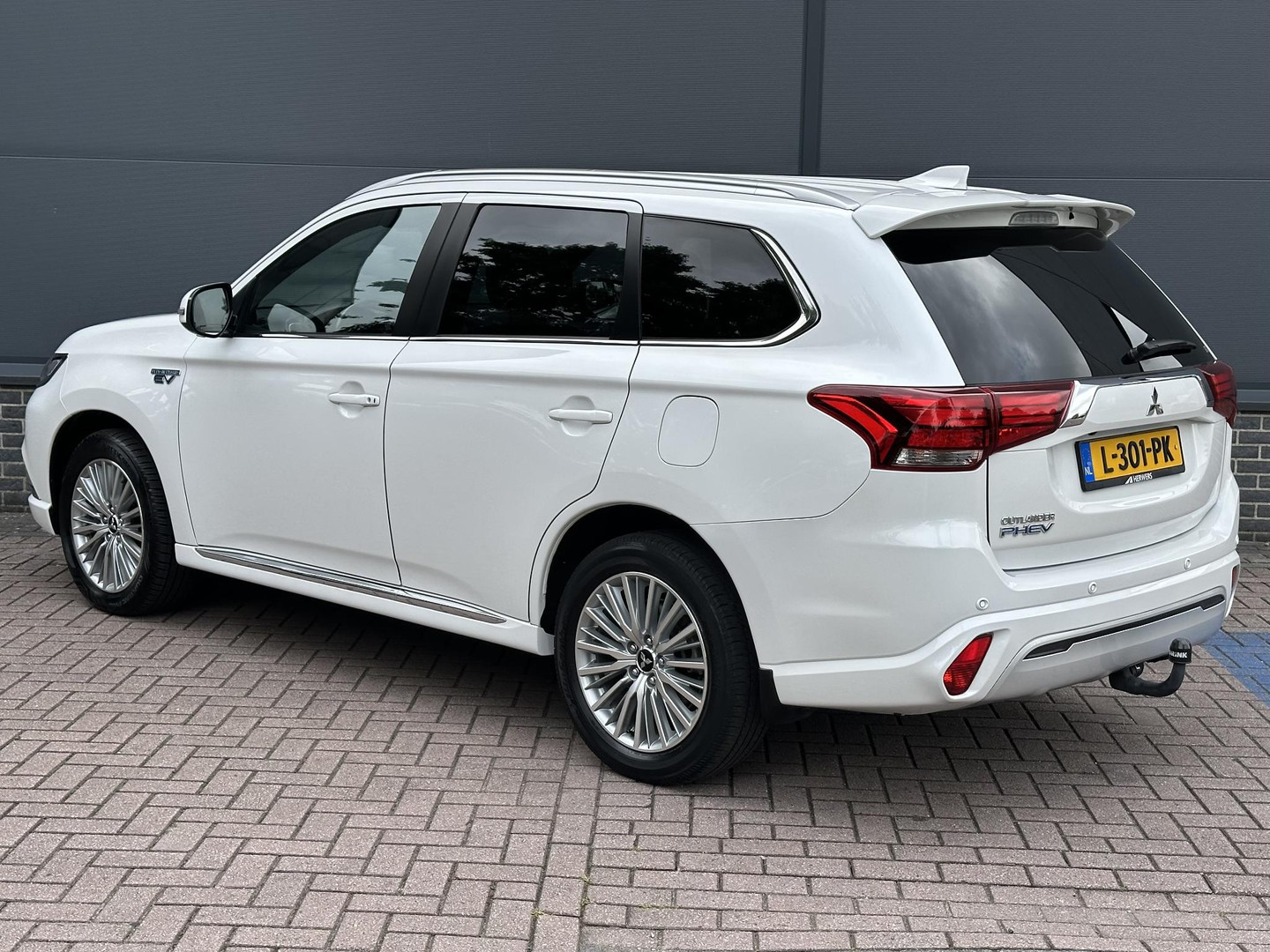 Mitsubishi Mitsubishi
