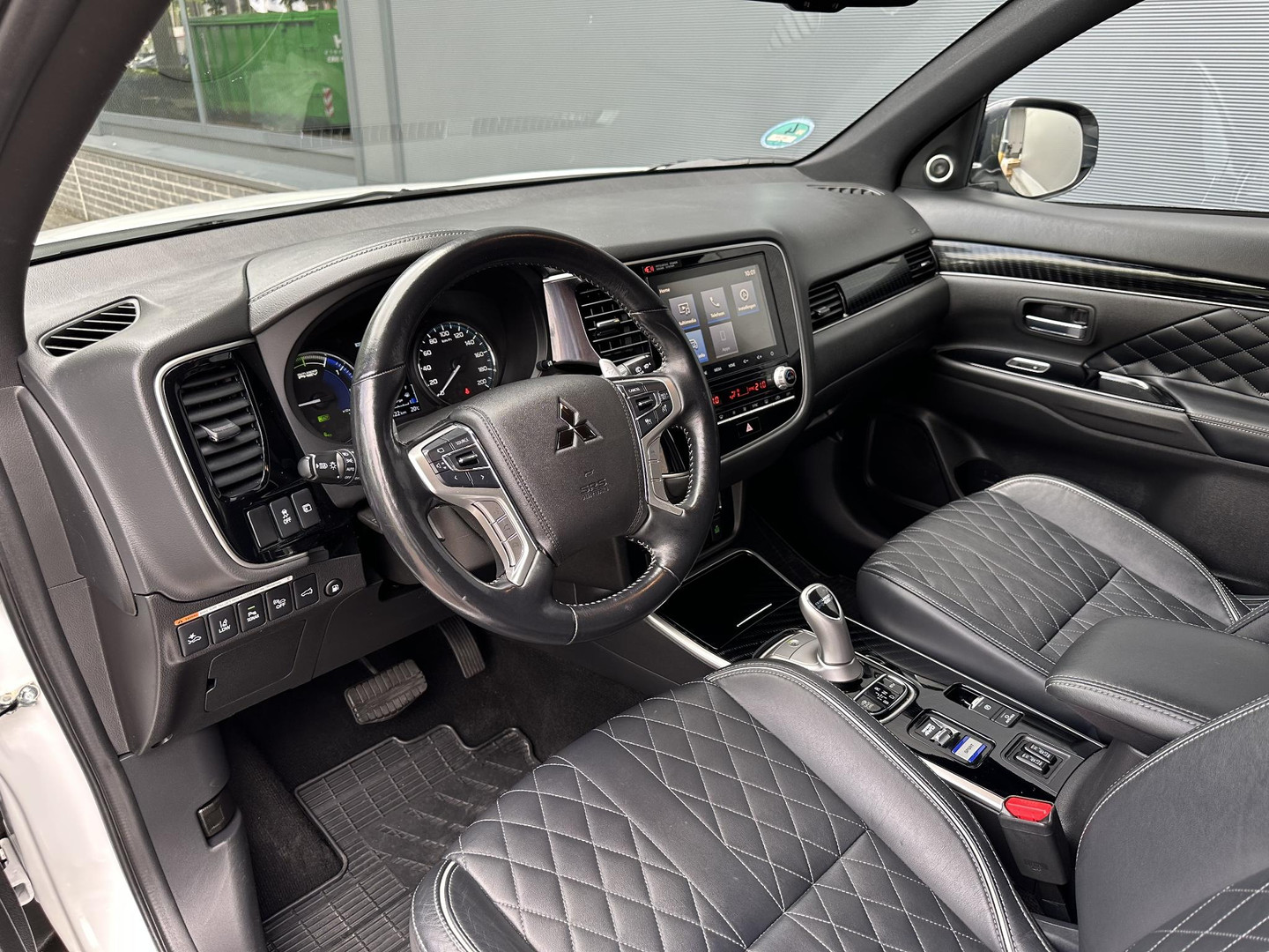 Mitsubishi Mitsubishi