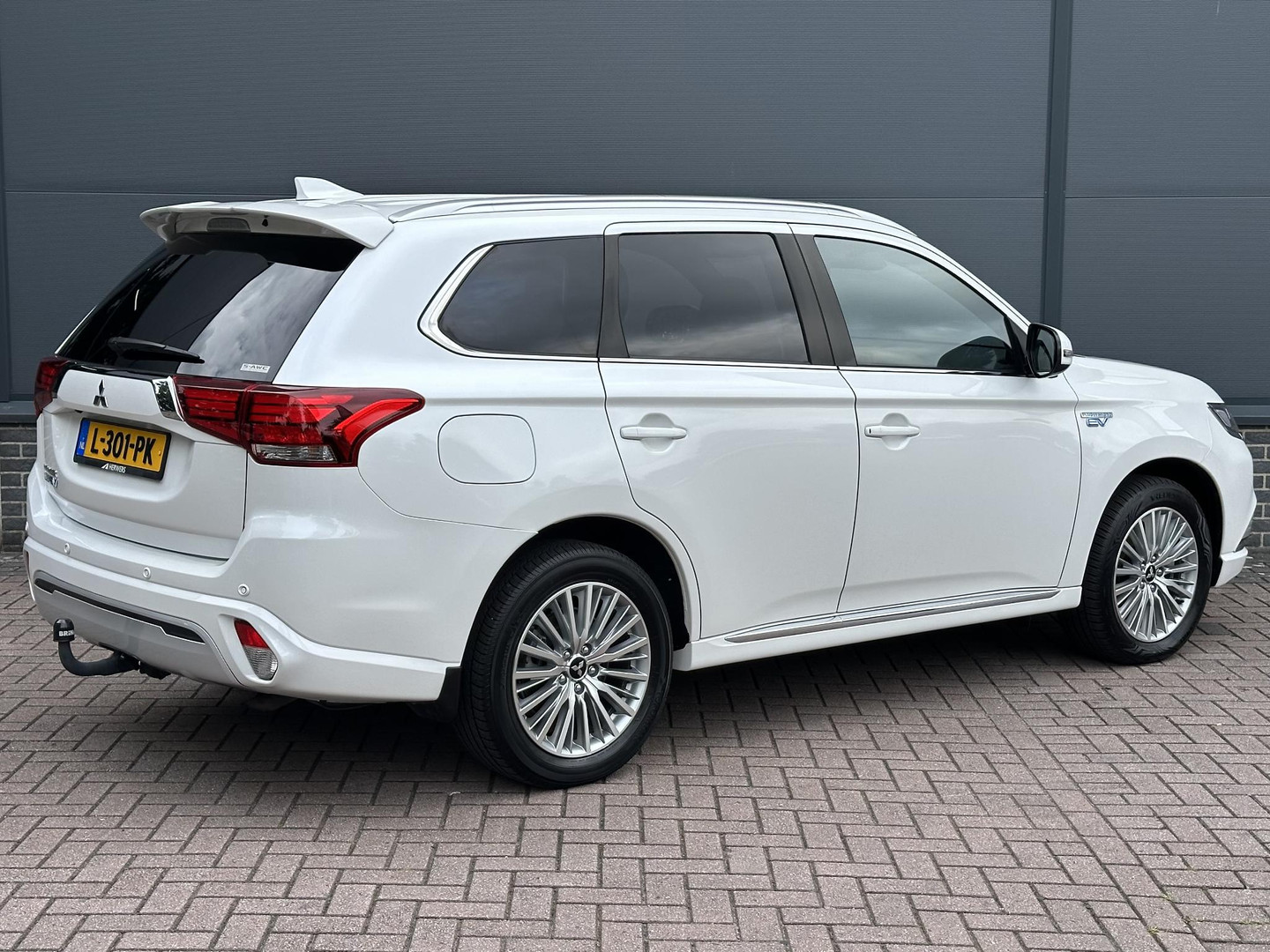 Mitsubishi Mitsubishi