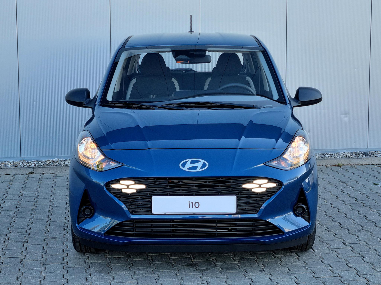 Hyundai Hyundai